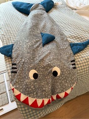 Kids/Toddler shark sleeping bag